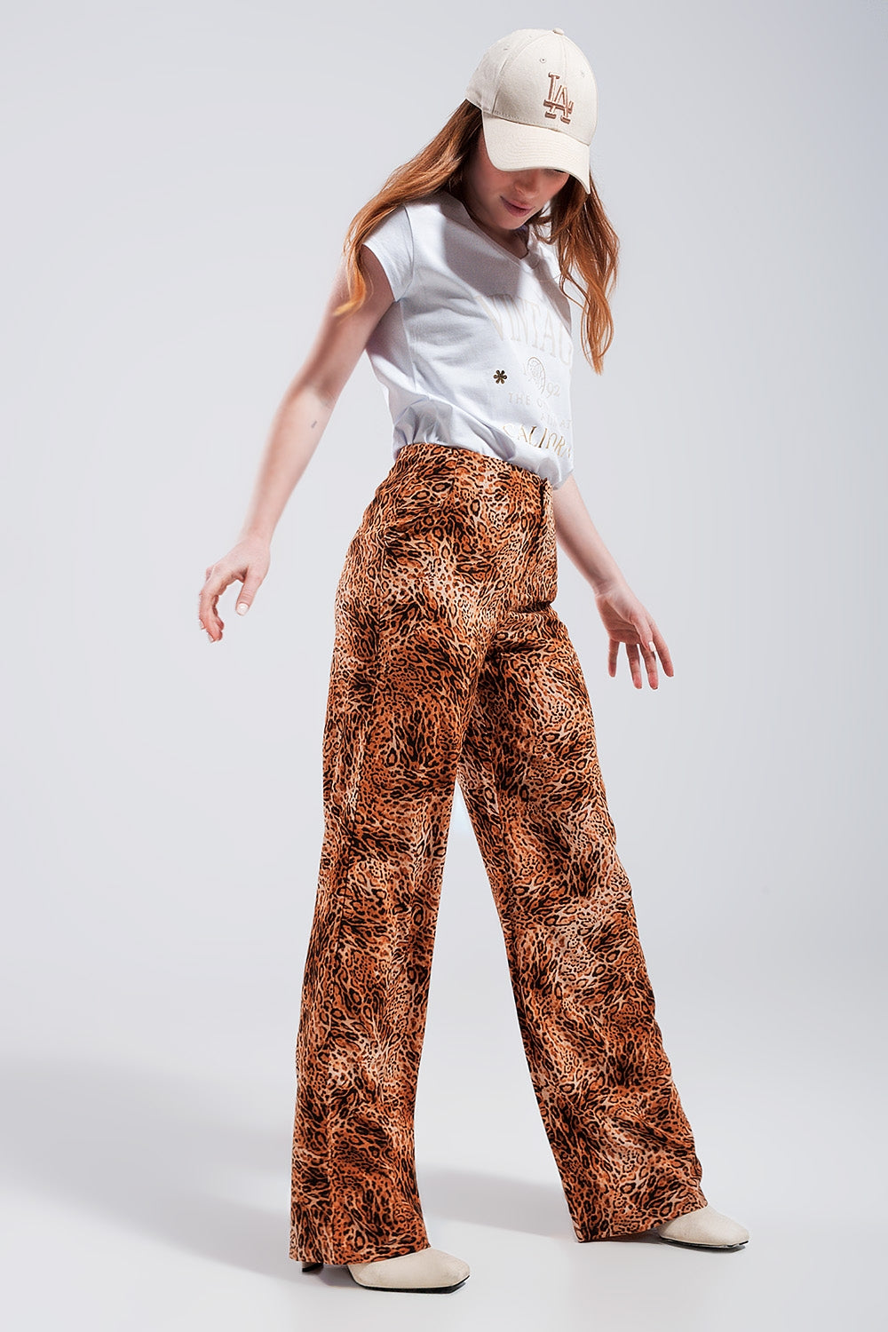 Pantaloni leggeri con fondo ampio marroni leopardati