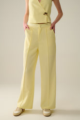 Q2 Pantaloni sartoriali a gamba larga in giallo