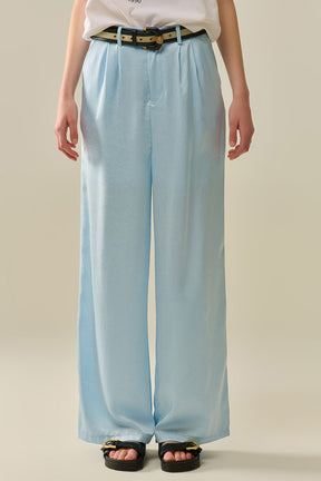 Q2 Pantaloni sartoriali in raso con gamba ampia in azzurro cielo