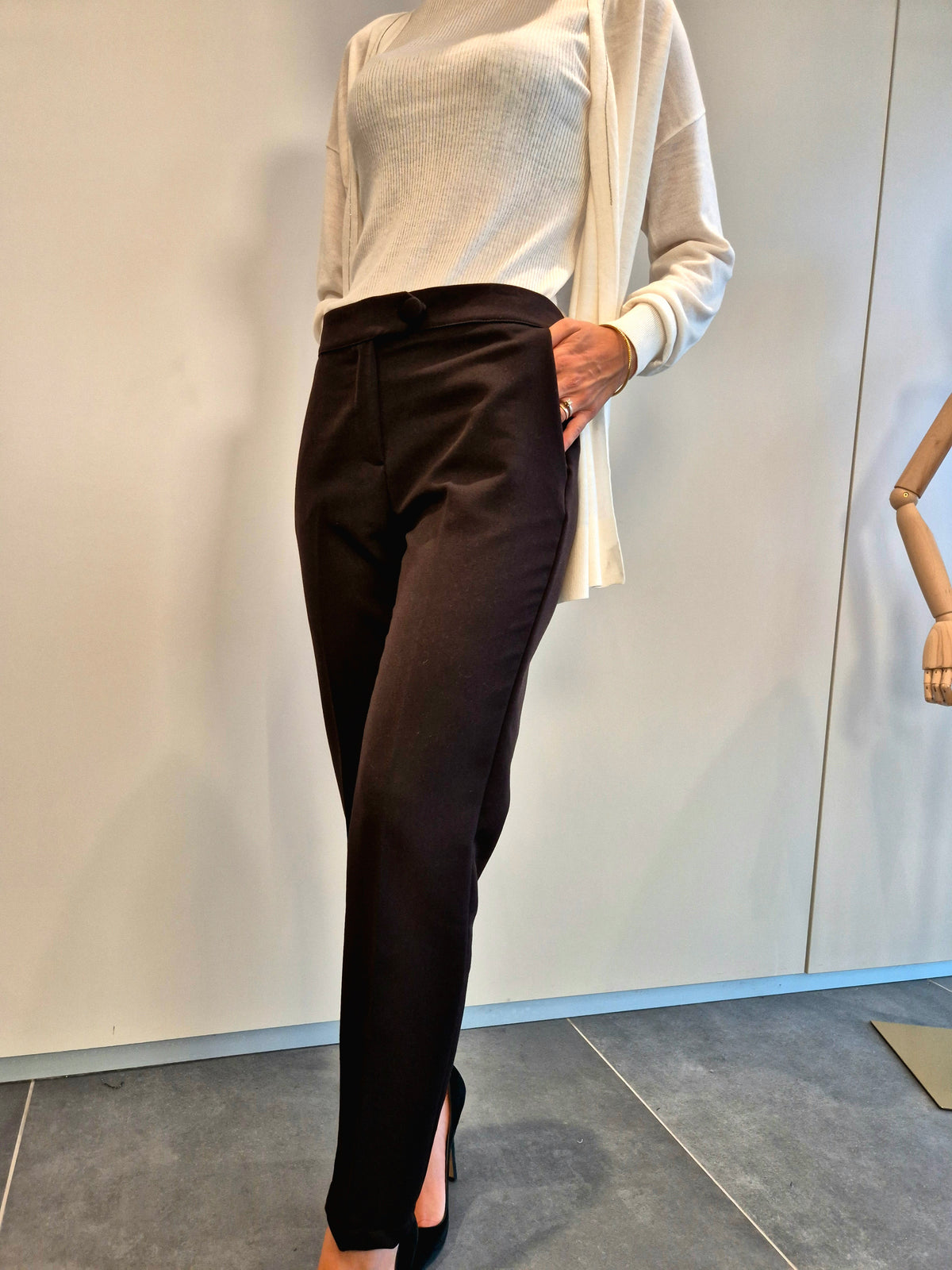 Pantaloni sigaretta bottone laterale