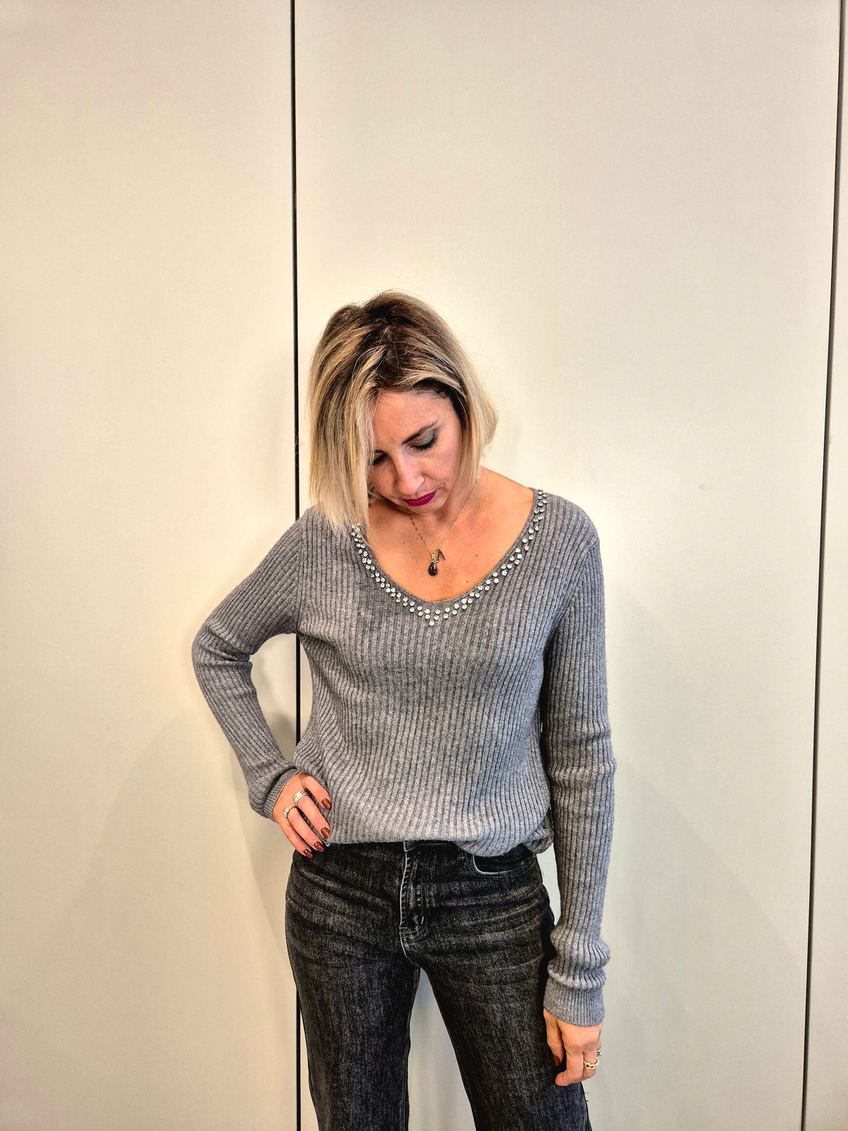 Maglia strass scollo V