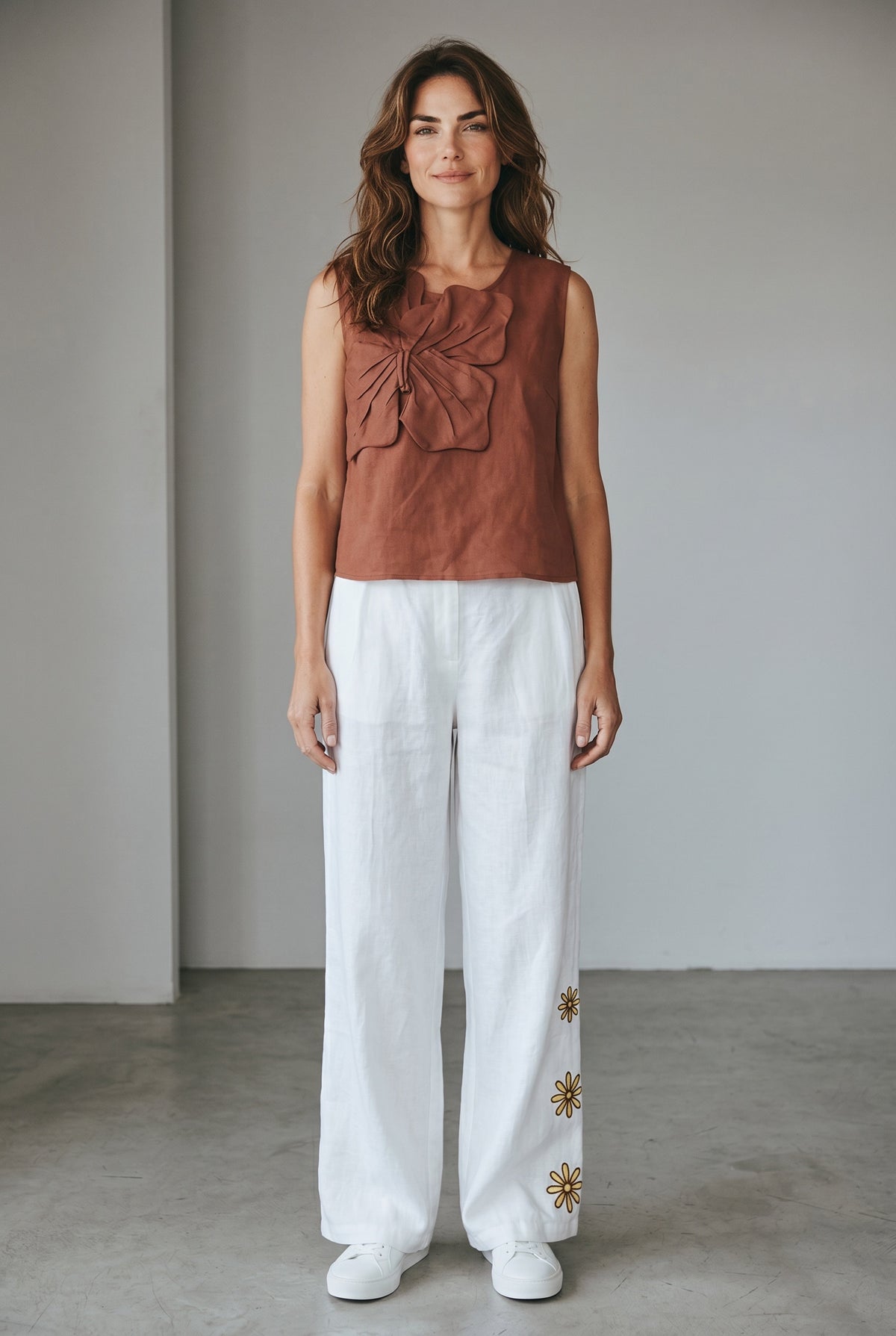 Pantaloni misto lino ricami fiori