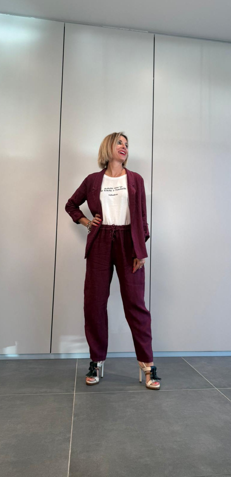 Completo lino burgundy