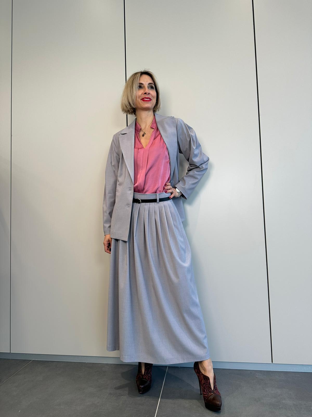Tailleur giacca e gonna plissé
