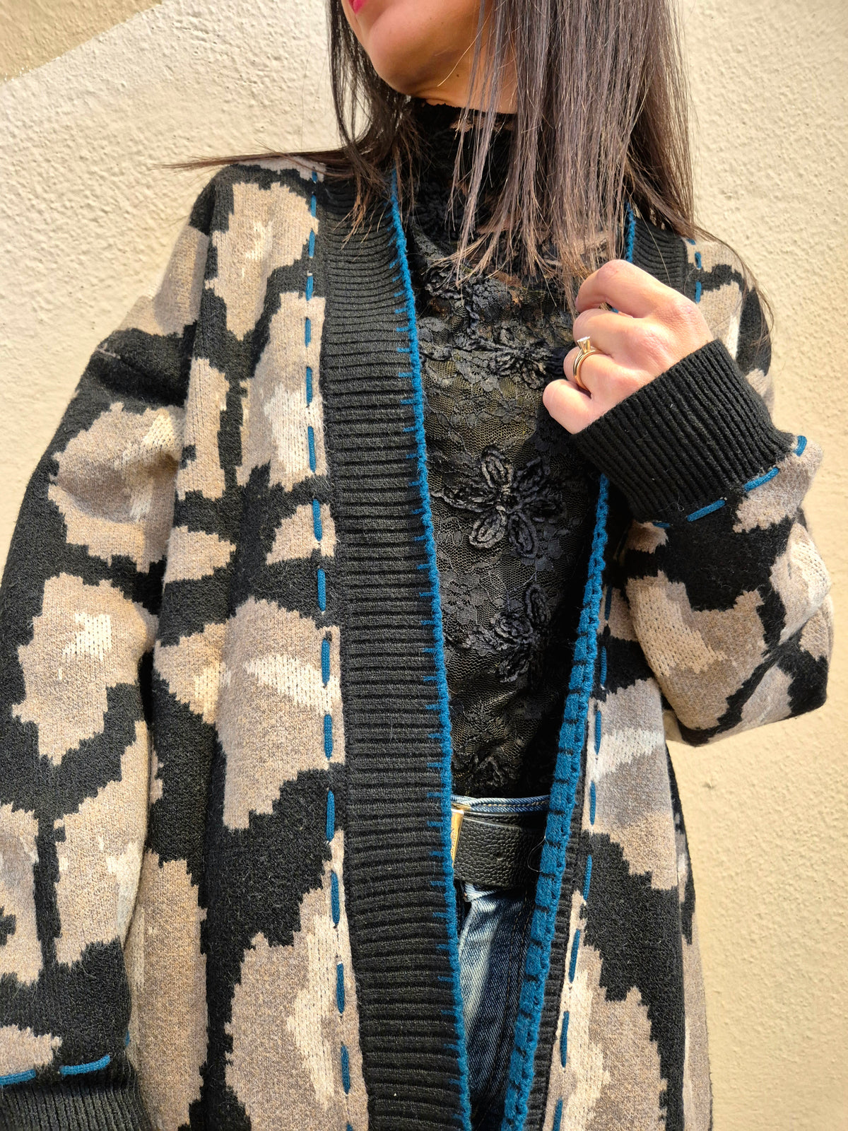 Cardigan lungo maculato