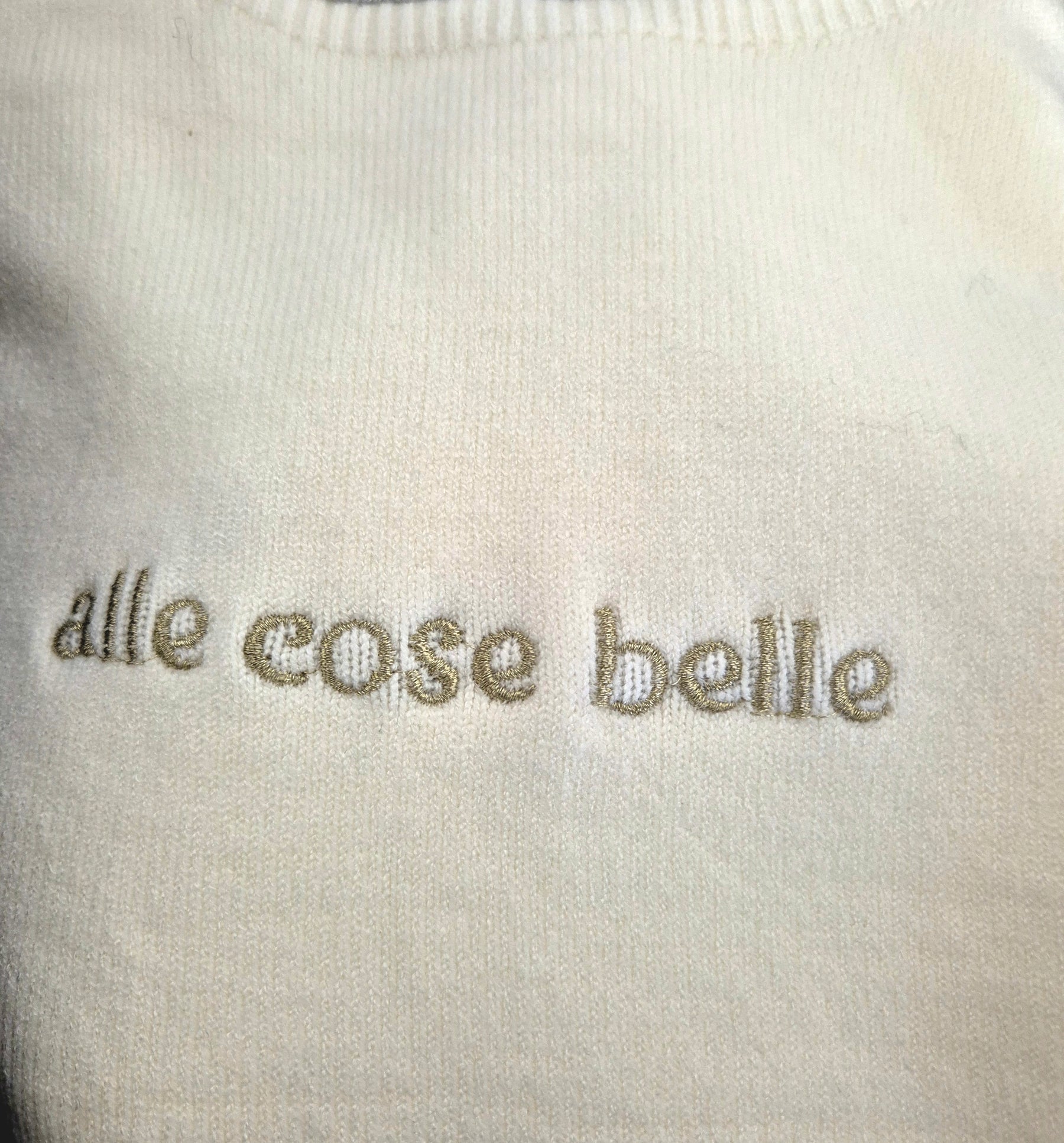 Maglioncino crop scritte varie