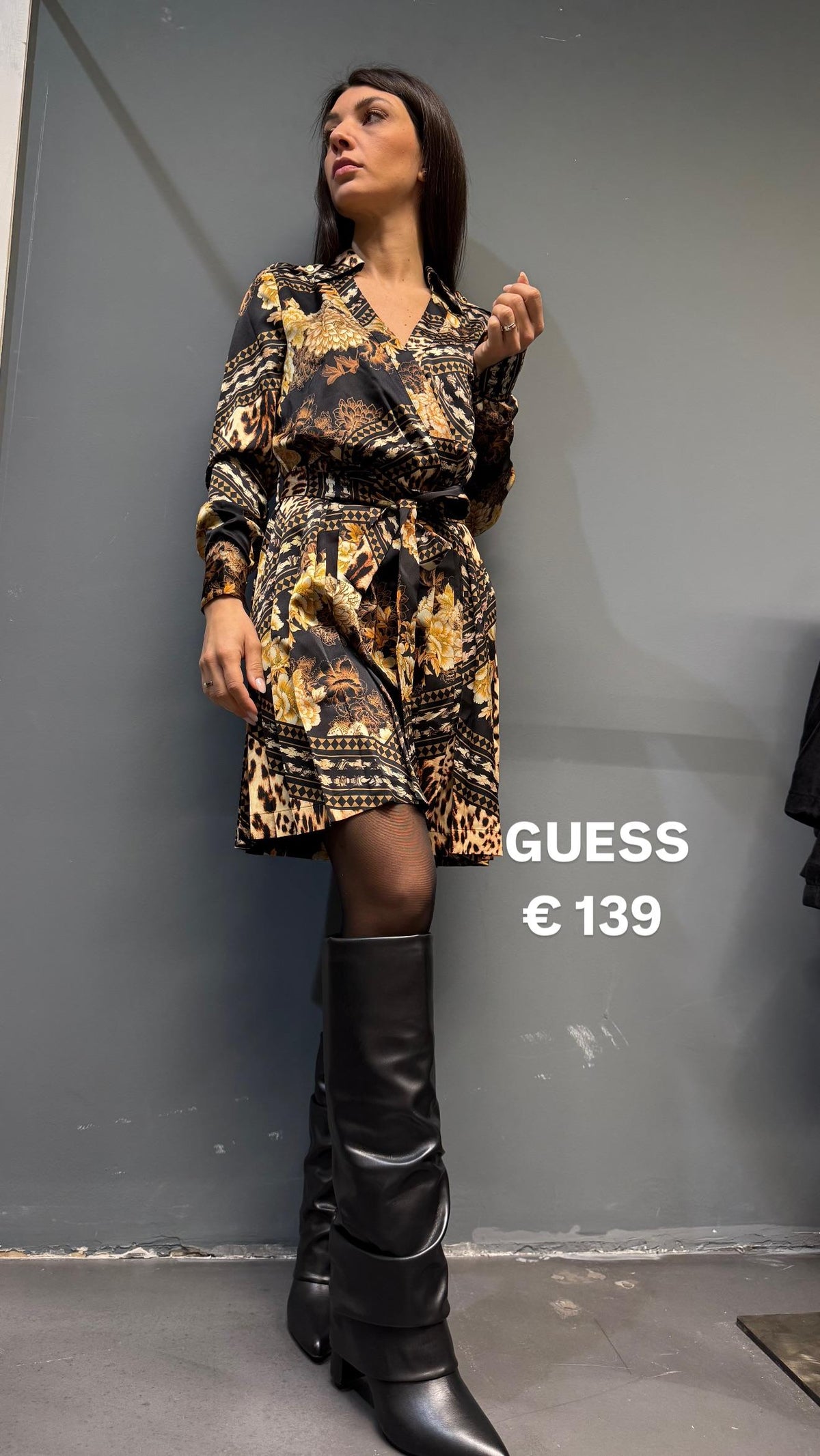 GUESS abito corto chemisier