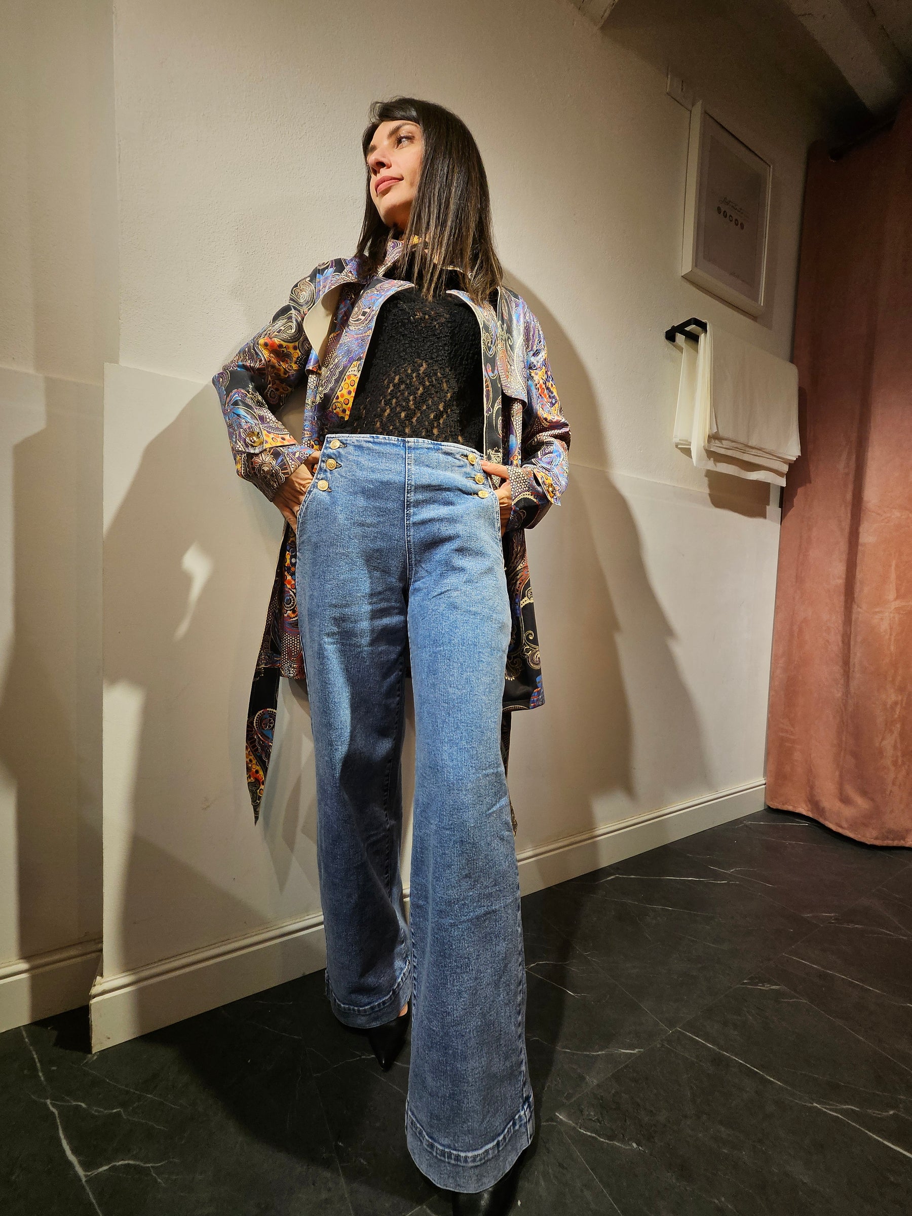 Jeans palazzo bottoni oro laterali