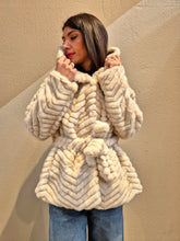 Pelliccia spigata cappuccio