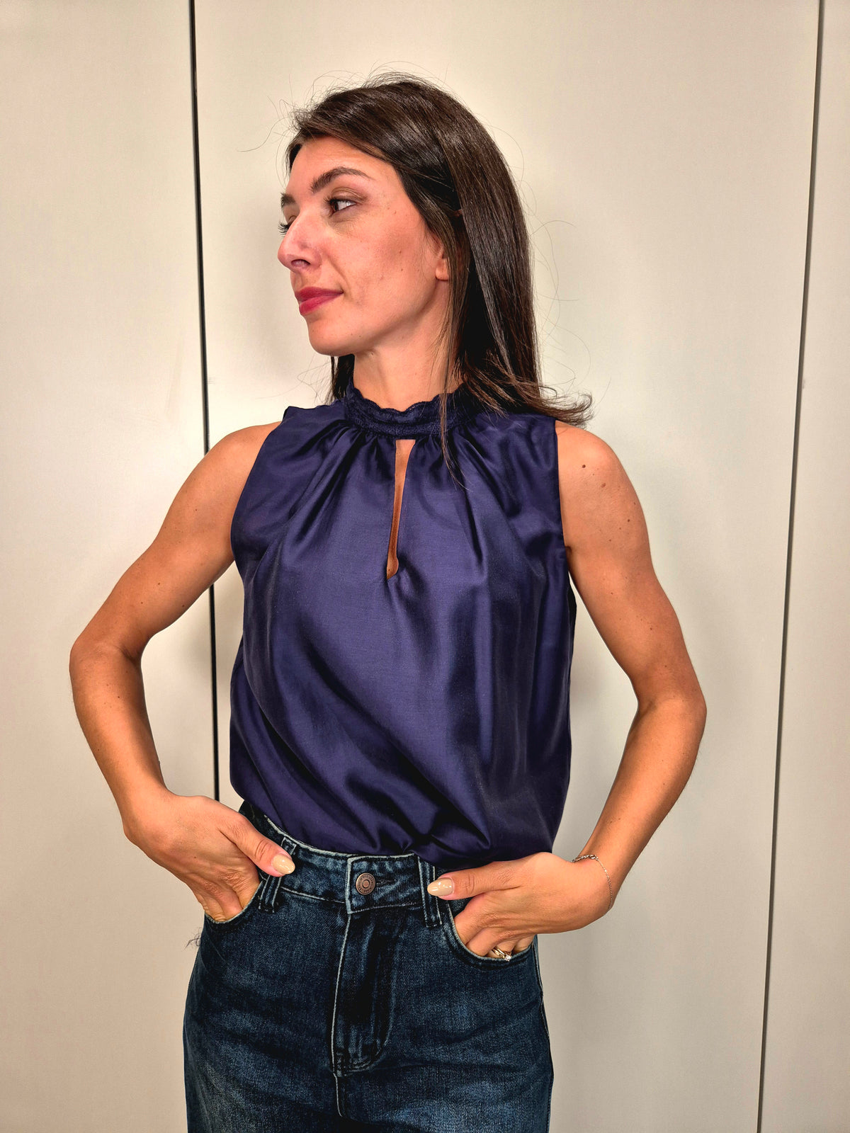 Blusa collo pizzo