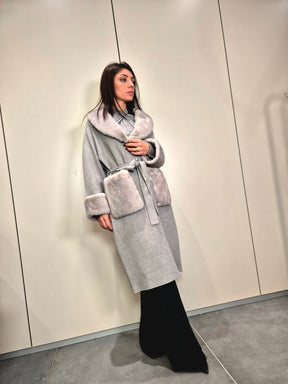 Cappotto maglia collo pelliccia