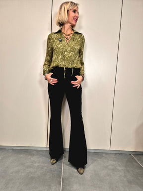 Pantaloni velluto zampa