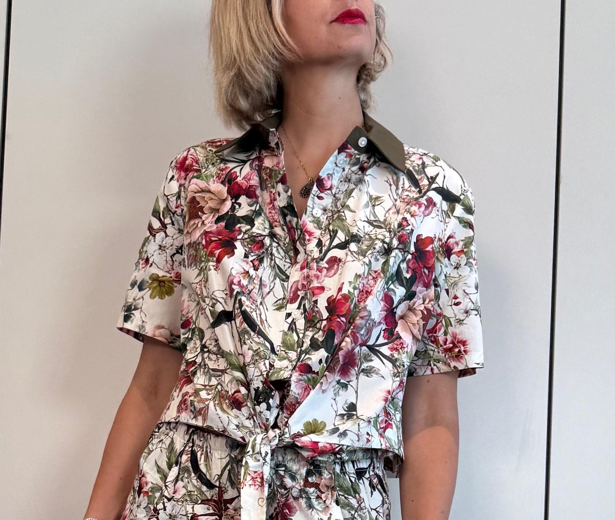 Camicia corta flora
