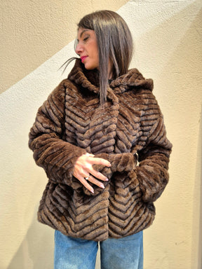 Pelliccia spigata cappuccio