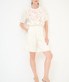 Completo pantaloncini e maglia pizzo