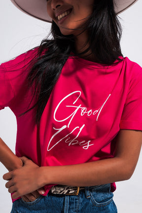 T shirt fucsia con scritta Good Vibes