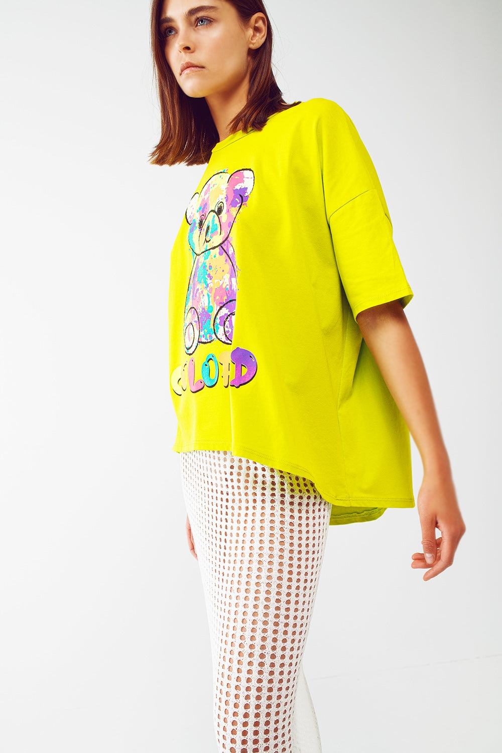 T-shirt lime ampia con orsetto colorato