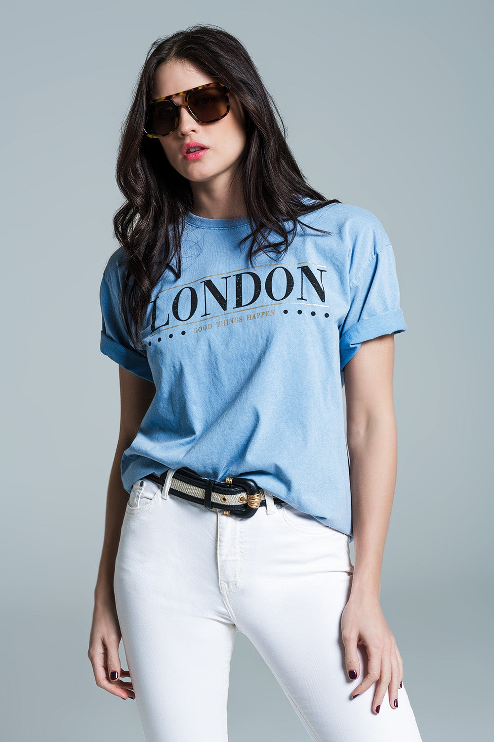 Q2 T-shirt relaxed fit in baby bue lavato con logo london