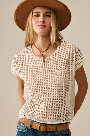 Q2 Top con maniche scese in maglia aperta all'uncinetto in bianco