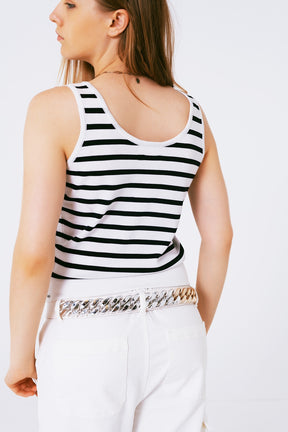 Top cropped a righe in bianco e blu