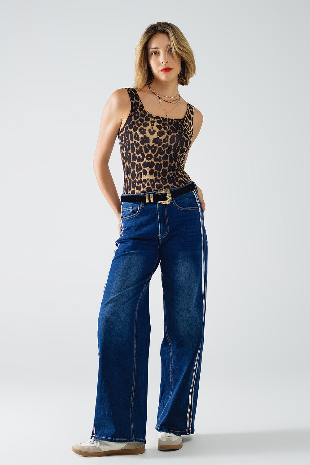 Top in spandex con stampa leopardo