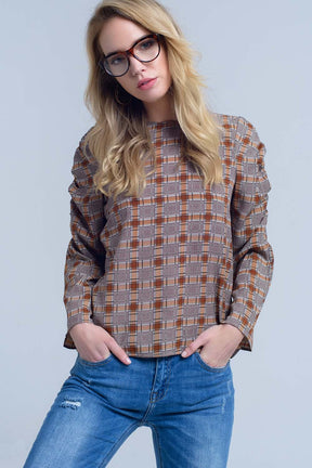 Top marrone con stampa check