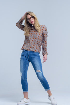 Top marrone con stampa check