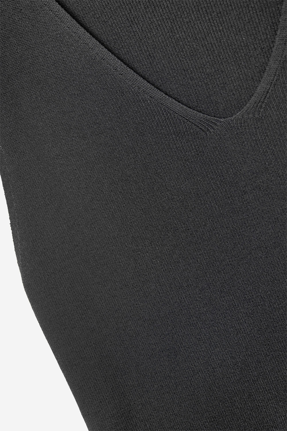 Top nero senza maniche in maglia fine con scollo a V