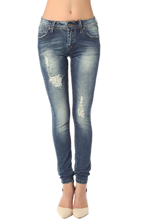 Q2 JEANS CIGARRETTE CON EFFETTO STRAPPATA